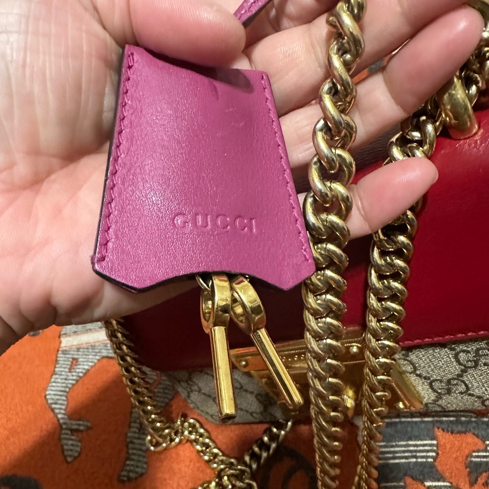 GUCCI ❤️🌟PADLOCK GG SUPREME MONOGRAM BAG W/ LEATHER TRIMMING ⭐️ - Picture 5 of 11